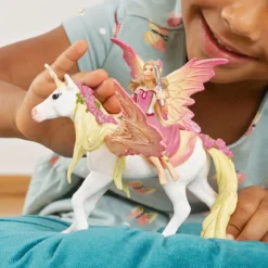 Feya mit Pegasus-Einhorn