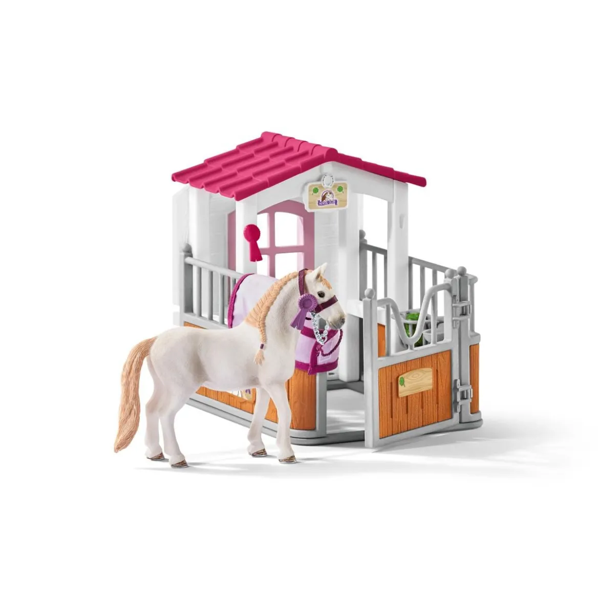 Pferdebox mit Lusitano Stute
