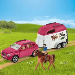 SUV mit Anhänger