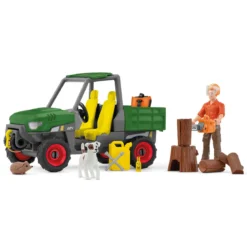 Waldbauer mit Fahrzeug